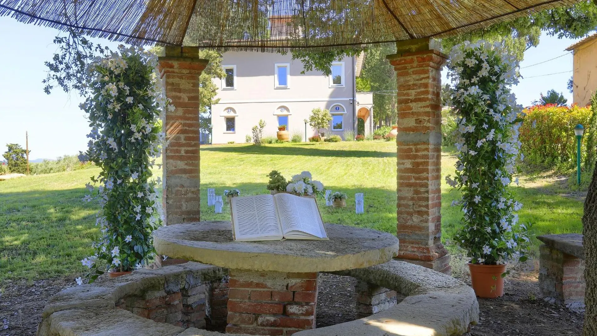 Villa Orsini Peccioli - Villa Storica Ad Uso Esclusivo Con Piscina